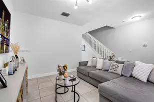 8936 W 35th Ln, Hialeah, FL 33018 - Photo 5