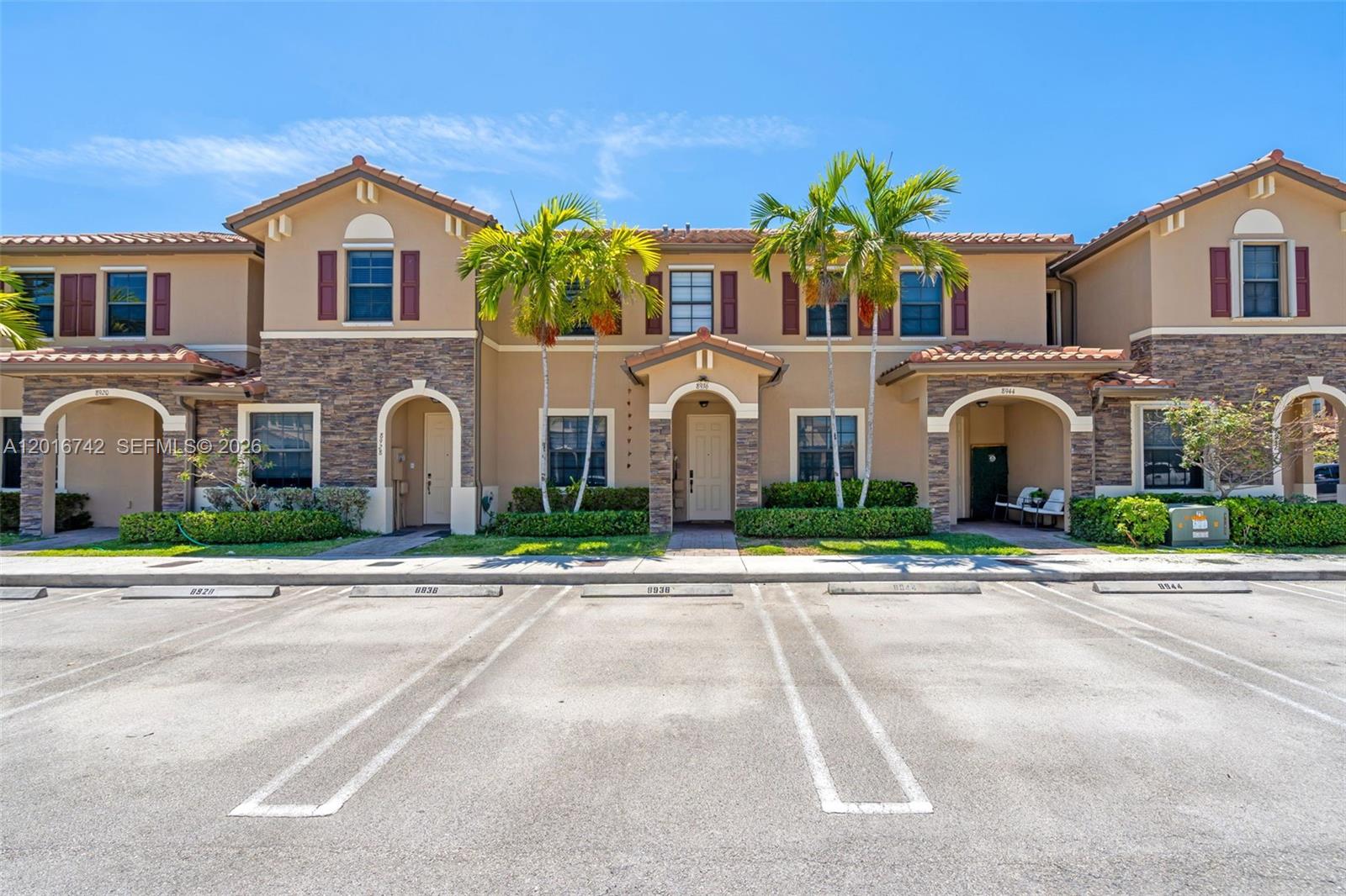 8936 W 35th Ln - 8936 W 35th Ln, Hialeah, FL 33018 Luxury Property | Jose Angel Pina