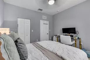 8936 W 35th Ln, Hialeah, FL 33018 - Photo 23