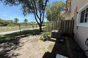 2741 NE 4th St, Homestead, FL 33033 - Photo 29