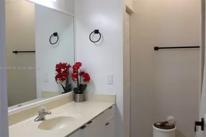 2741 NE 4th St #103, Homestead, FL 33033 - Photo 13