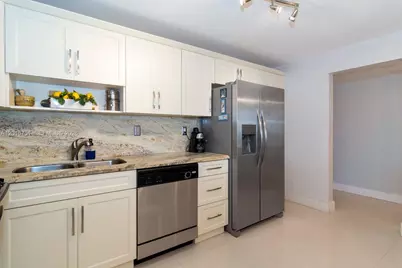 19370 Collins Ave #626, Sunny Isles Beach, FL 33160 - Photo 9