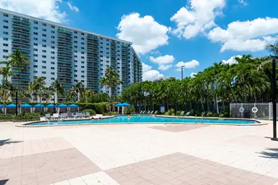 19370 Collins Ave #626, Sunny Isles Beach, FL 33160 - Photo 29