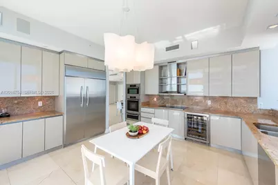 50 S Pointe Dr #3302, Miami Beach, FL 33139 - Photo 13