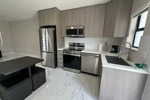 19199 NW 37th Ave, Miami Gardens, FL 33056 - Photo 5