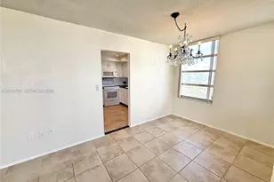 1351 NE Miami Gardens Dr, Miami, FL 33179 - Photo 5