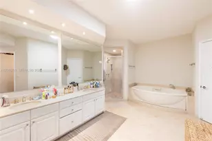 737 Crandon Blvd, Key Biscayne, FL 33149 - Photo 13