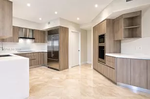 737 Crandon Blvd, Key Biscayne, FL 33149 - Photo 3