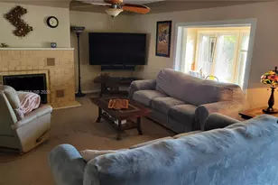 605 Hilltop Dr, White Lake, MI 48386 - Photo 9