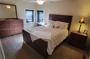 605 Hilltop Dr, White Lake, MI 48386 - Photo 11