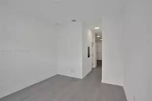 1567 NW 1st St, Miami, FL 33125 - Photo 15