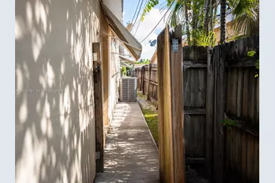7748 Biltmore Blvd, Miramar, FL 33023 - Photo 17