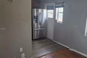 14990 NW 11th Ct, Miami, FL 33168 - Photo 5