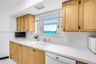 4925 Collins Ave, Miami Beach, FL 33140 - Photo 5