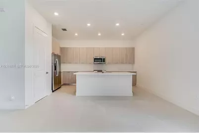 4480 SW 122nd Ter #0, Davie, FL 33330 - Photo 5
