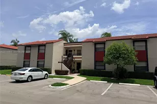 11423 NW 10th St, Pembroke Pines, FL 33026 - Photo 3