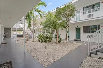 7950 Tatum Waterway Dr #N14, Miami Beach, FL 33141 - Photo 9