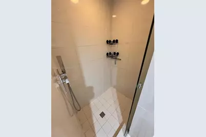 1300 S Miami Ave #1709, Miami, FL 33130 - Photo 17