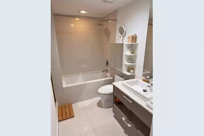 1300 S Miami Ave #1709, Miami, FL 33130 - Photo 15