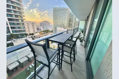 1300 S Miami Ave #1709, Miami, FL 33130 - Photo 3