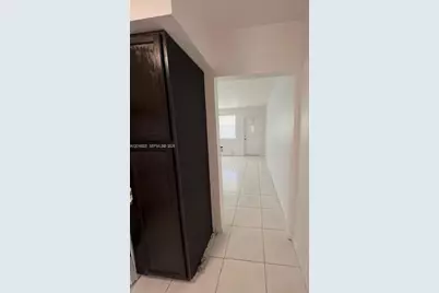 901 SW 4th Ter, Hallandale Beach, FL 33009 - Photo 19