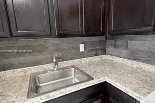 901 SW 4th Terrace, Hallandale Beach, FL 33009 - Photo 13