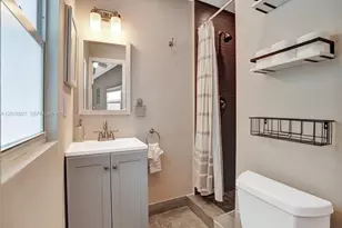 1128 Tyler St, Hollywood, FL 33019 - Photo 47