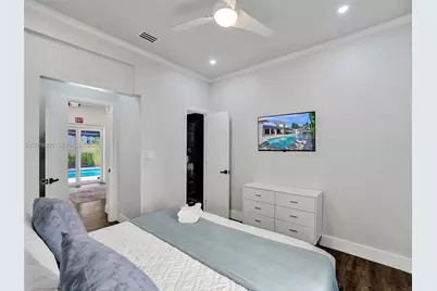 1128 Tyler St, Hollywood, FL 33019 - Photo 35