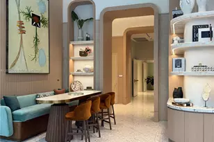77 SE 5th St, Miami, FL 33131 - Photo 13