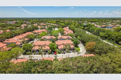 952 Sevilla Cir, Weston, FL 33326 - Photo 27