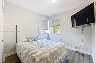952 Sevilla Cir, Weston, FL 33326 - Photo 17