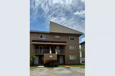 2762 W 60th St #53, Hialeah, FL 33016 - Photo 1