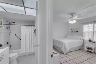 10451 Sunrise Lakes Blvd, Sunrise, FL 33322 - Photo 9