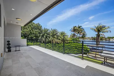 18101 NW 85th Ave, Hialeah, FL 33015 - Photo 41