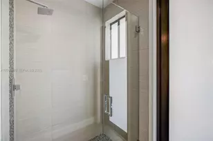 18101 NW 85th Ave, Hialeah, FL 33015 - Photo 51