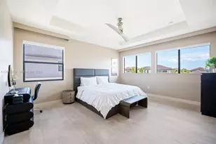 8915 NW 161st Terrace, Miami Lakes, FL 33018 - Photo 13