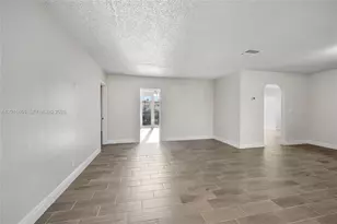 4301 NW 35th Ave, Lauderdale Lakes, FL 33309 - Photo 5