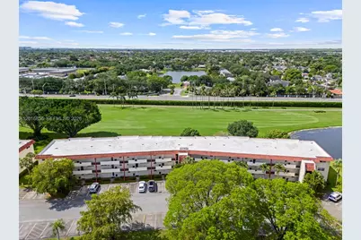 9820 S Hollybrook Lake Dr #208, Pembroke Pines, FL 33025 - Photo 27