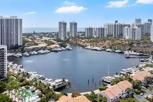 3600 Yacht Club Dr, Aventura, FL 33180 - Photo 3