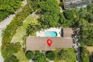 7800 SW 132nd St, Pinecrest, FL 33156 - Photo 1
