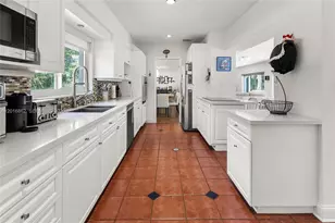 7800 SW 132nd St, Pinecrest, FL 33156 - Photo 15