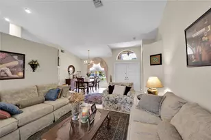 701 SW 93rd Terrace, Pembroke Pines, FL 33025 - Photo 7