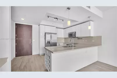 999 SW 1st Ave #2009, Miami, FL 33130 - Photo 1