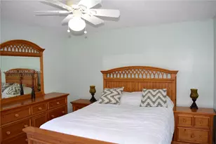 8851 Sunrise Lakes Blvd, Sunrise, FL 33322 - Photo 13