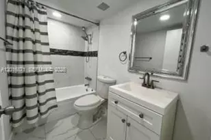 5050 NW 7th St, Miami, FL 33126 - Photo 15