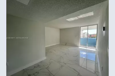 5050 NW 7th St #220, Miami, FL 33126 - Photo 11