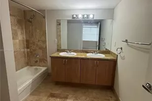 1555 N N Treasure Dr, North Bay Village, FL 33141 - Photo 9
