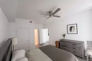 79 SW 12th St, Miami, FL 33130 - Photo 11