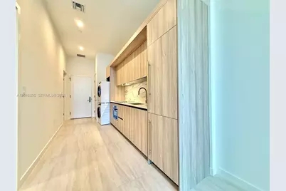 77 SE 5 St #1213, Miami, FL 33131 - Photo 5