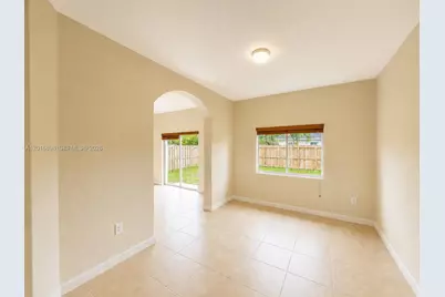 705 SE 13th Ter #., Homestead, FL 33033 - Photo 11